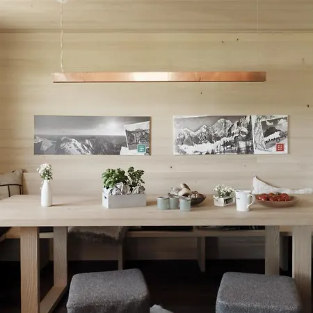 Alpenrose Boutique Gretl